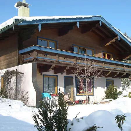 Apartment In Neukirchen Near Lifts, Cleaning Included *